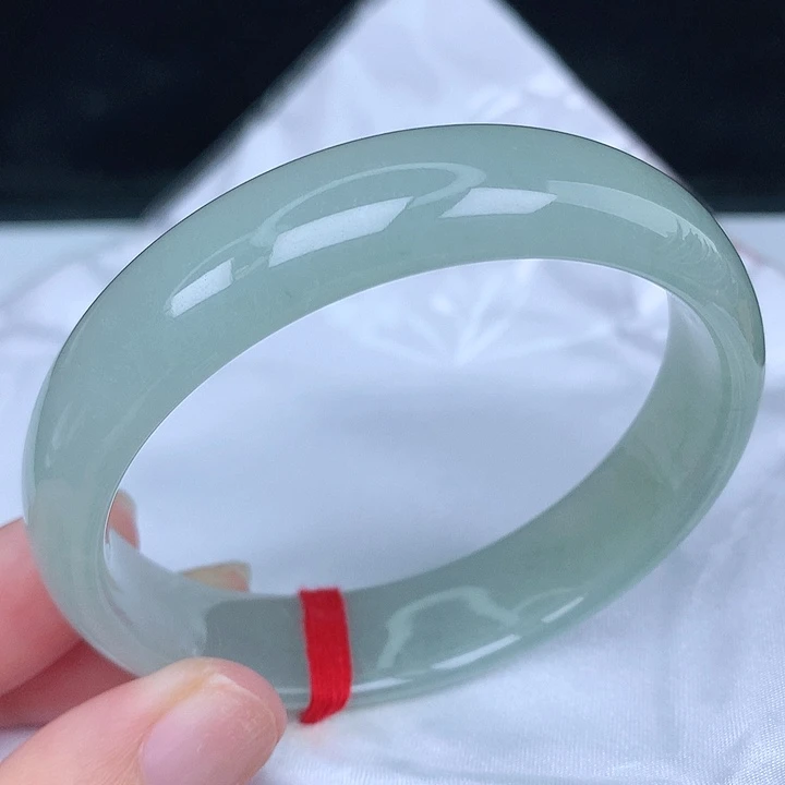 未镶嵌手镯翡翠天然