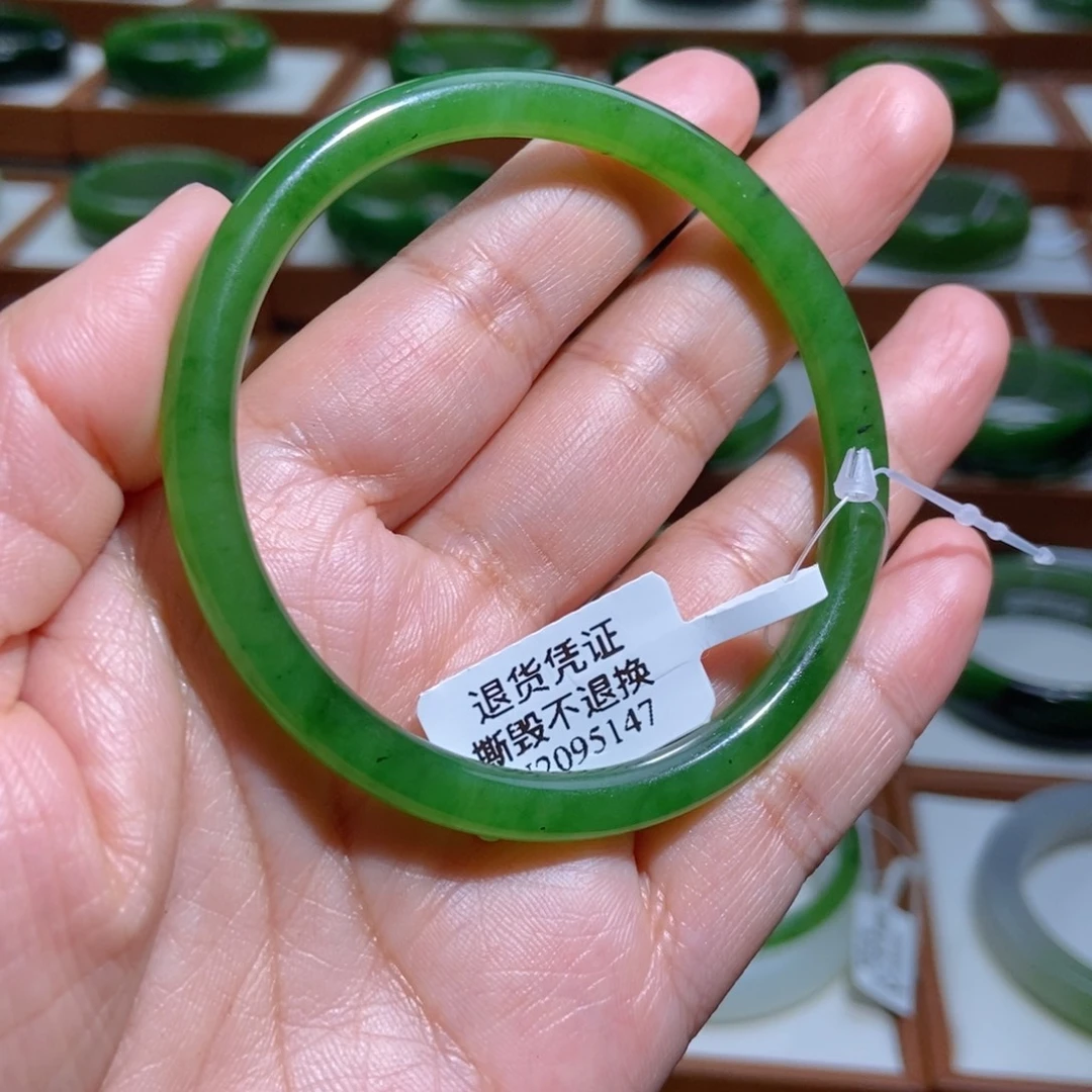 和田玉（碧玉）未镶嵌手镯苹果绿5758