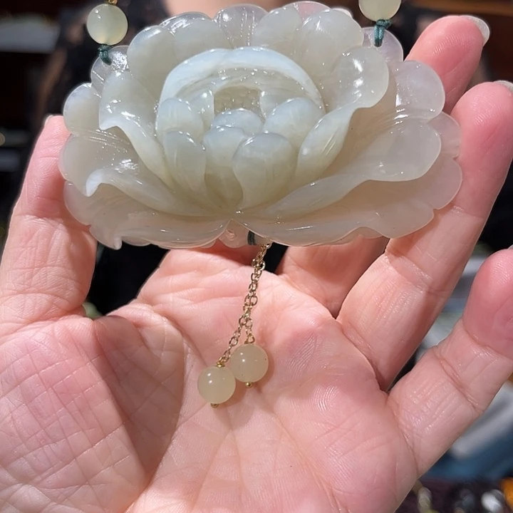 未镶嵌岫玉毛衣链