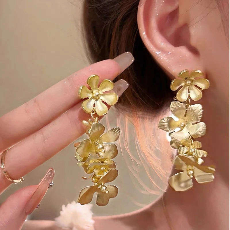 铜合金耳饰 超级美!2024定制高版本复古金色花朵耳环高级感