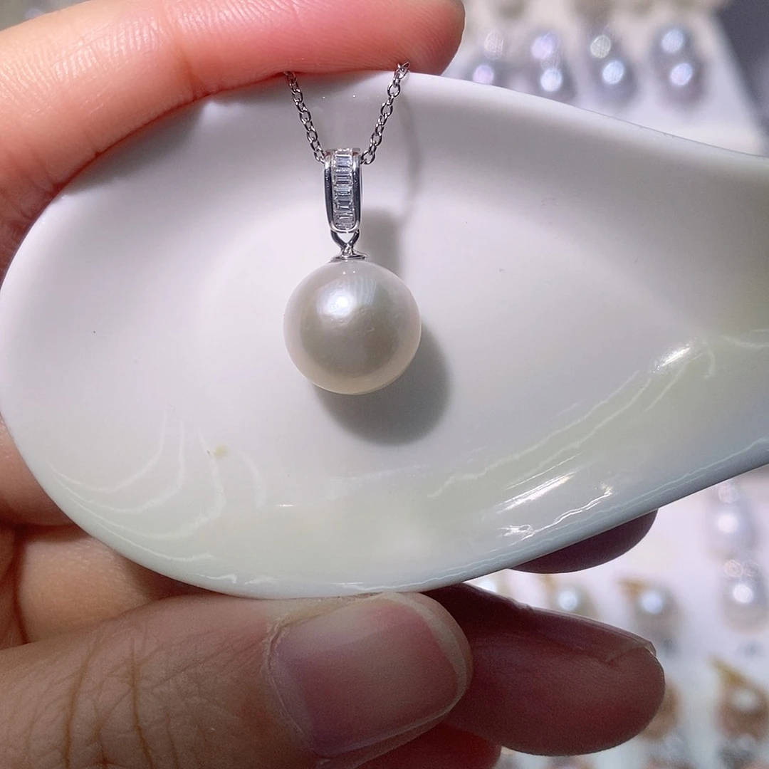 淡水珍珠吊坠(赠链)银S925镶嵌尺寸11毫米