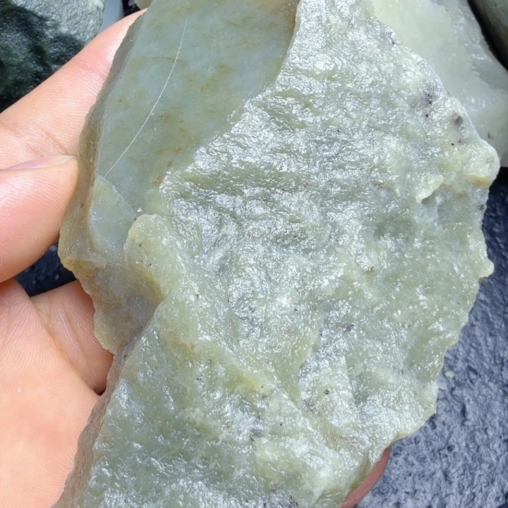 和田玉（糖玉）未镶嵌珠宝奇石