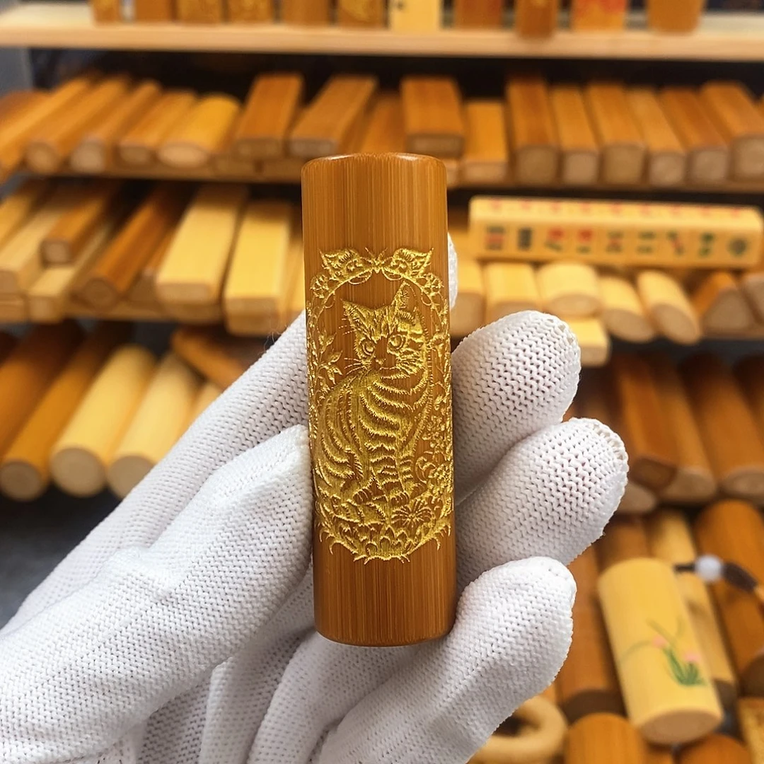 竹实心竹红皮圆柱雕刻