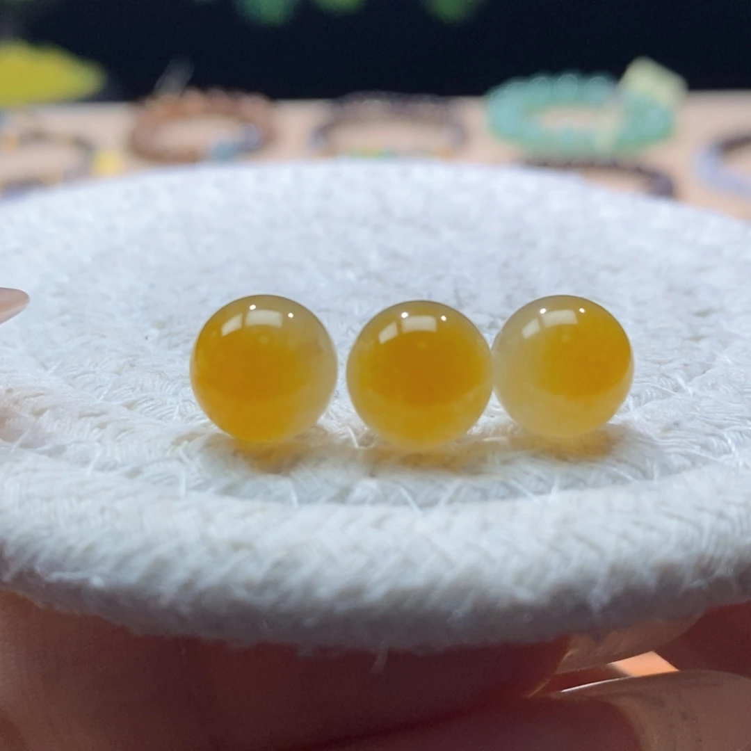 翡翠未镶嵌颈饰翡翠鲜橙黄圆珠10+mm多样性发一