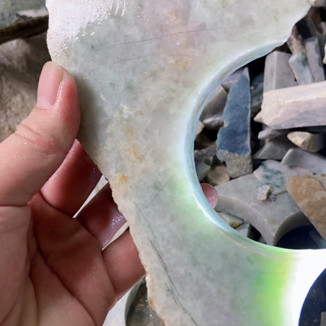 翡翠未镶嵌颈饰天然翡翠