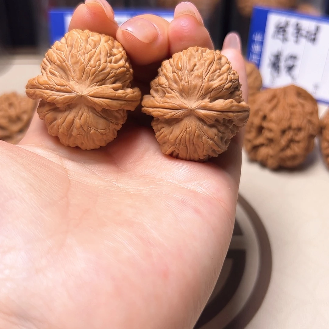 文玩核桃把件36白狮子全