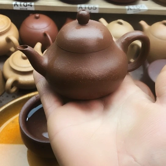 茶壶紫砂将坡泥梨100豪升左右
