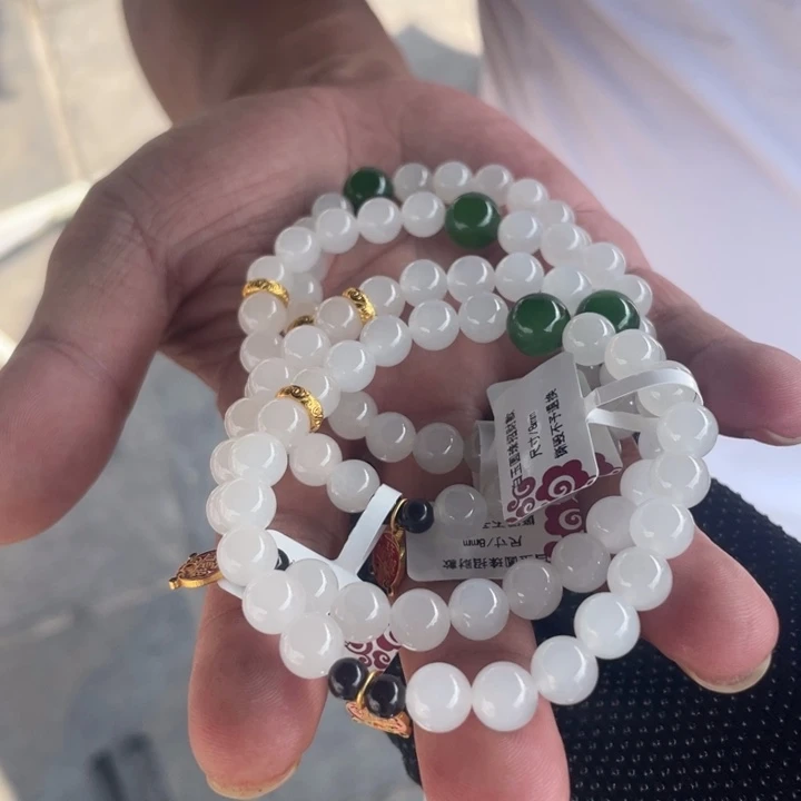 和田玉未镶嵌颈饰多样性发货，发其一