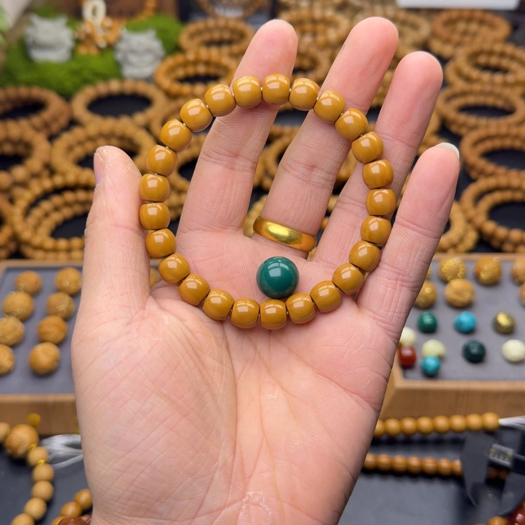 用***1猴头核桃吊坠直切➕绿圆