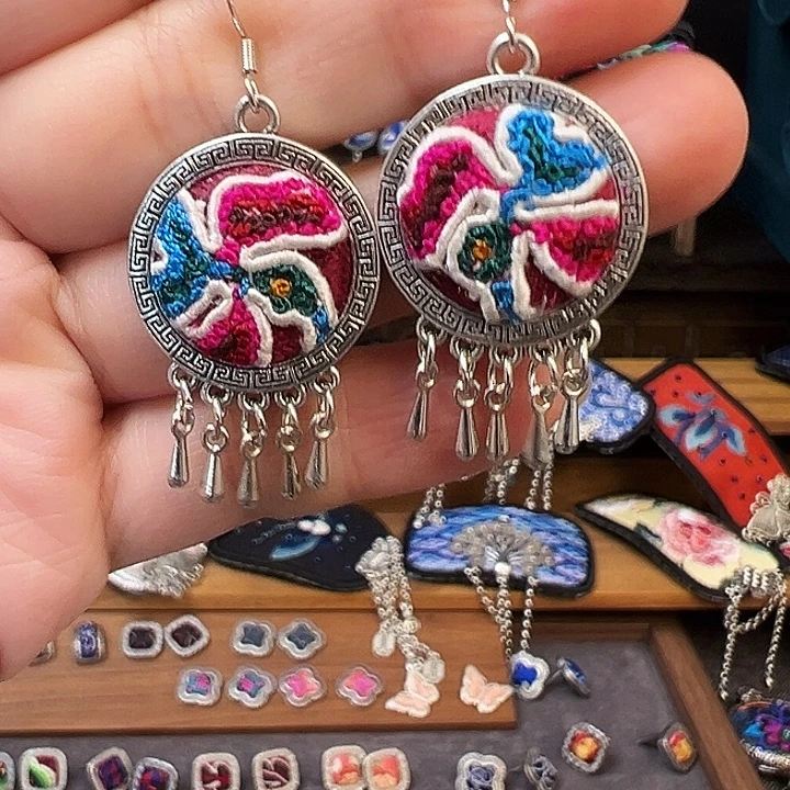 织绣手工刺绣工艺品