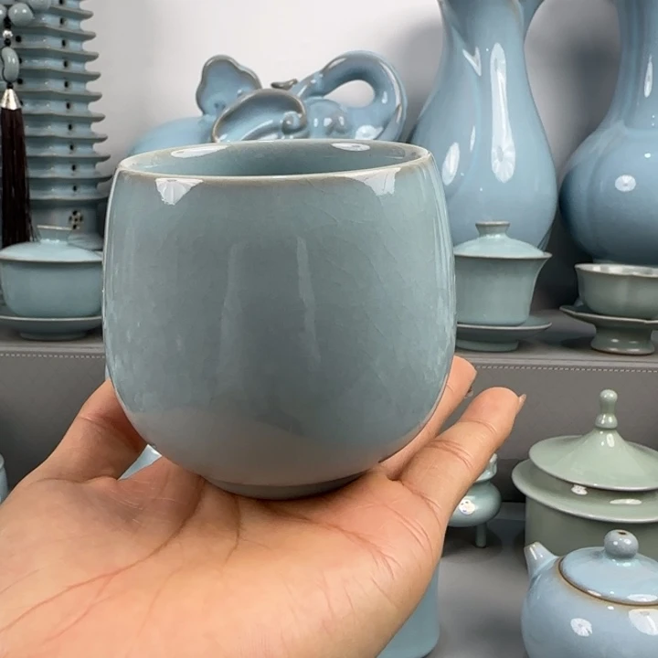 瓷片汝瓷龙旦杯支钉烧天青釉