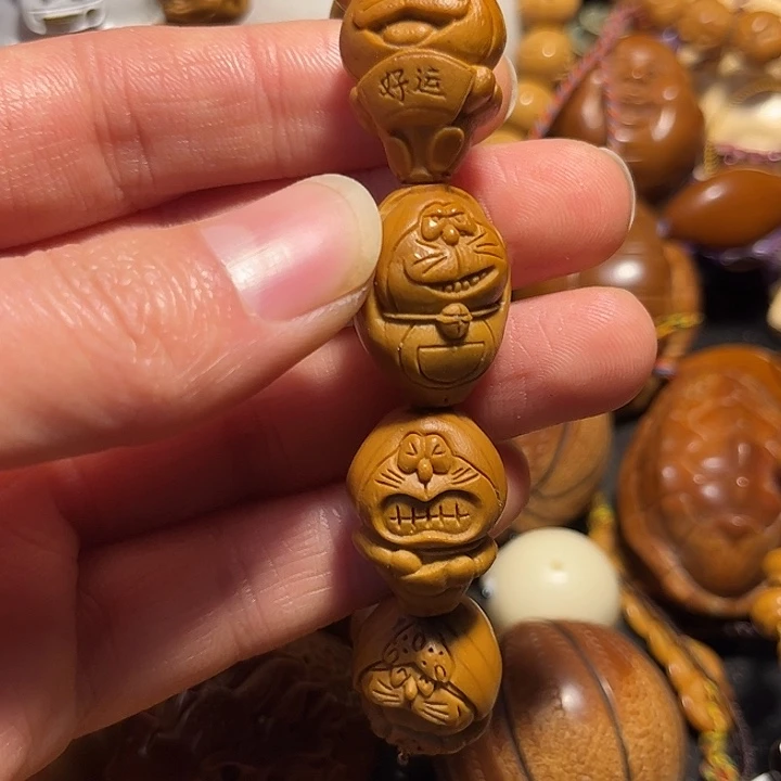 手串/手链橄榄核铁核哆啦A梦