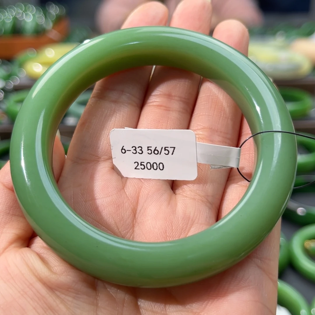 和田玉（碧玉）手镯未镶嵌