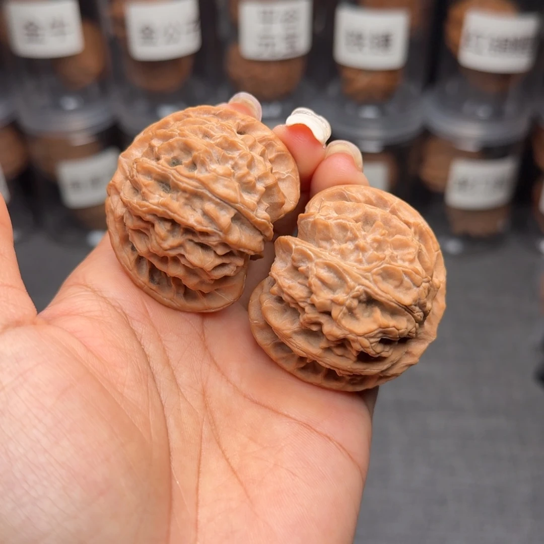 文玩核桃把件苹果园