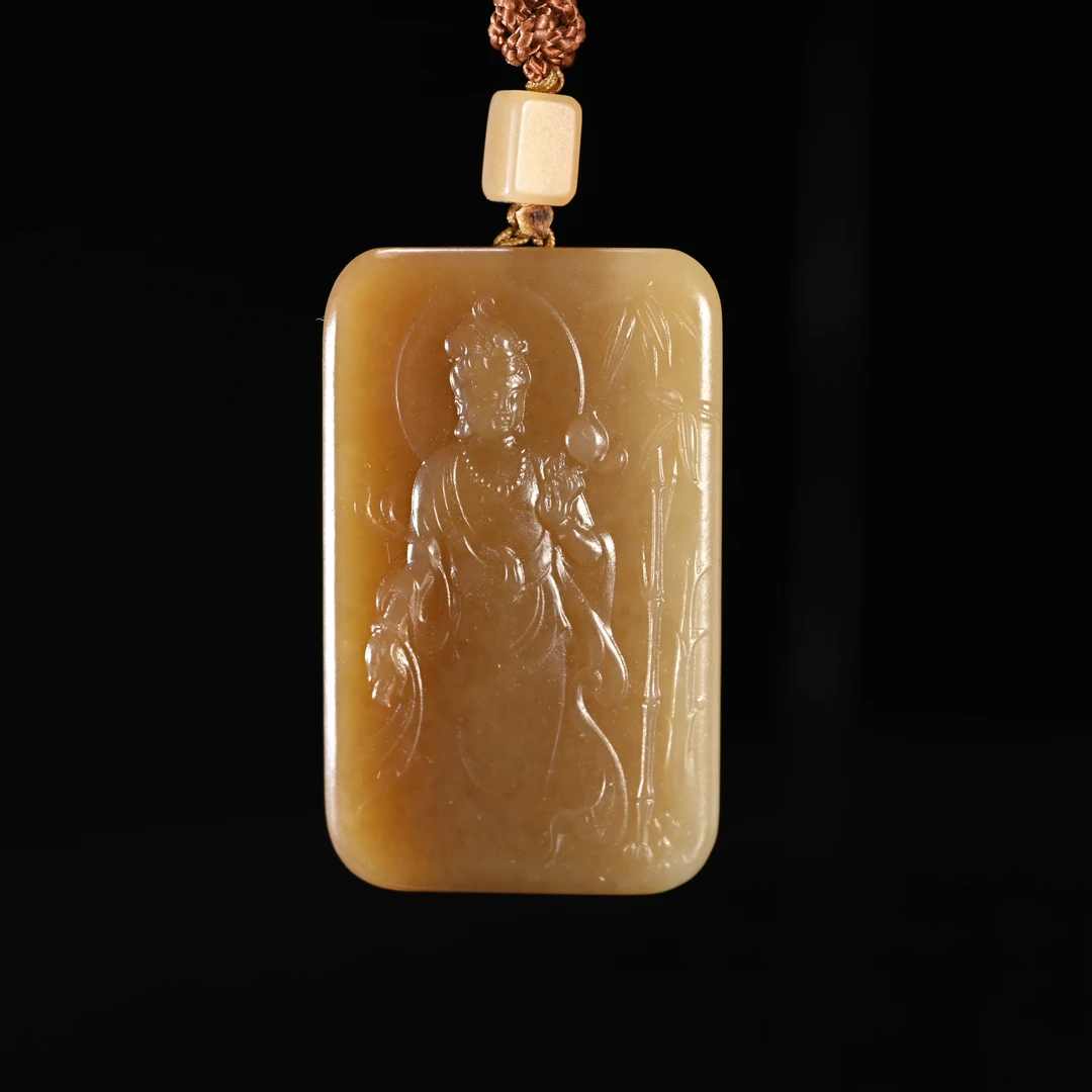 LOT8835且末糖观音挂件/保利