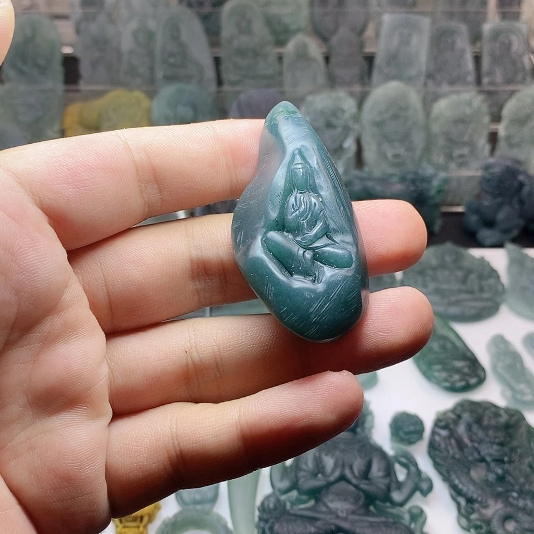 定制翡翠未镶嵌悟到