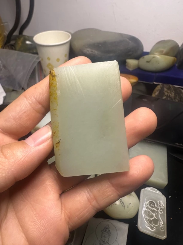 和田玉定制雕刻。