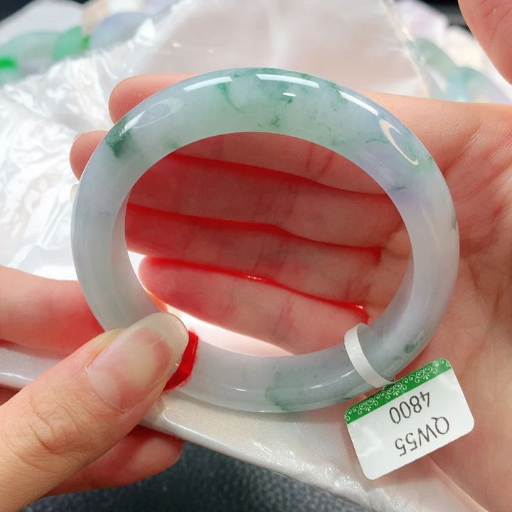 翡翠手镯未镶嵌5554圈