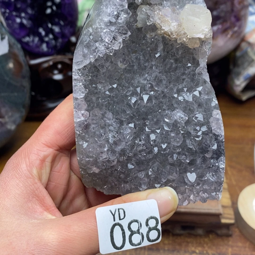 水晶大型摆件（非配饰）未镶嵌