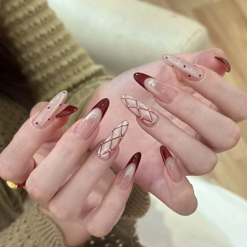 25年【酒红微醺】秋冬高级法式菱形格纯手工穿戴甲