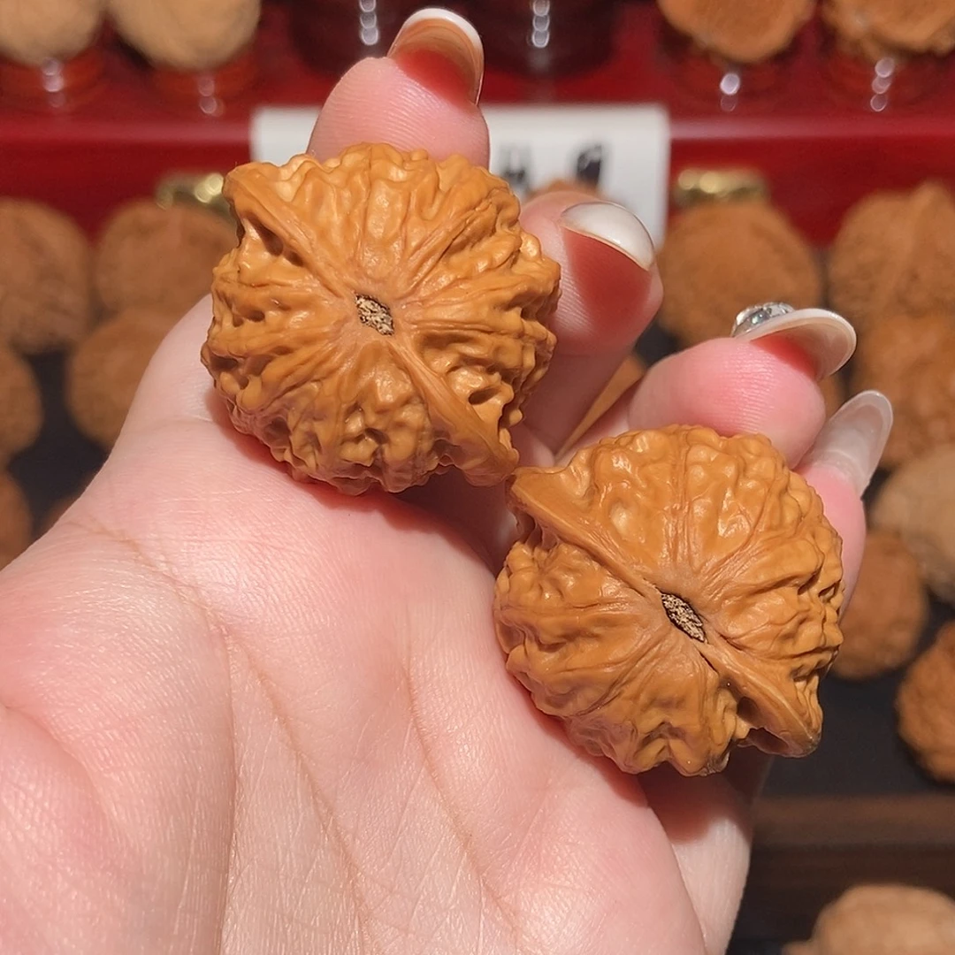 吊坠文玩核桃金牛36