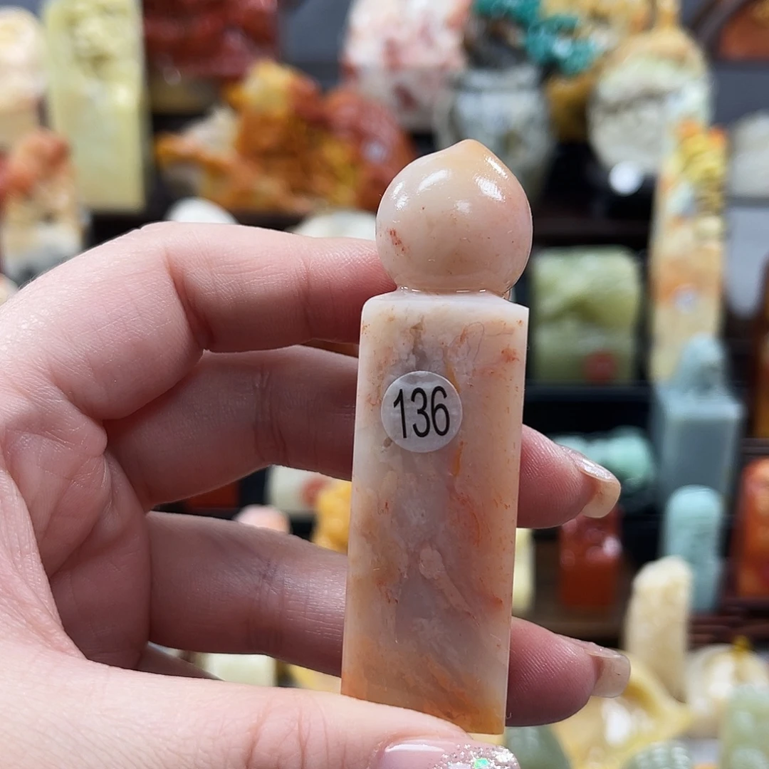 印石昌化石136。