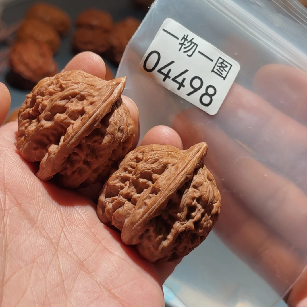 把件文玩核桃赤龙鸡心