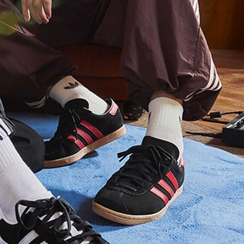 正品adidas阿迪达斯女时尚复古百搭轻便运动休闲复古T头鞋 JI1885