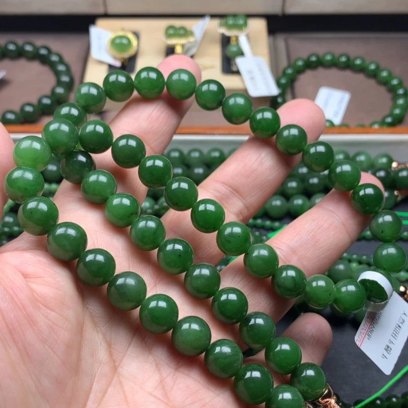 【闪购商品】和田玉（碧玉）颈饰未镶嵌10mm辣绿放漏