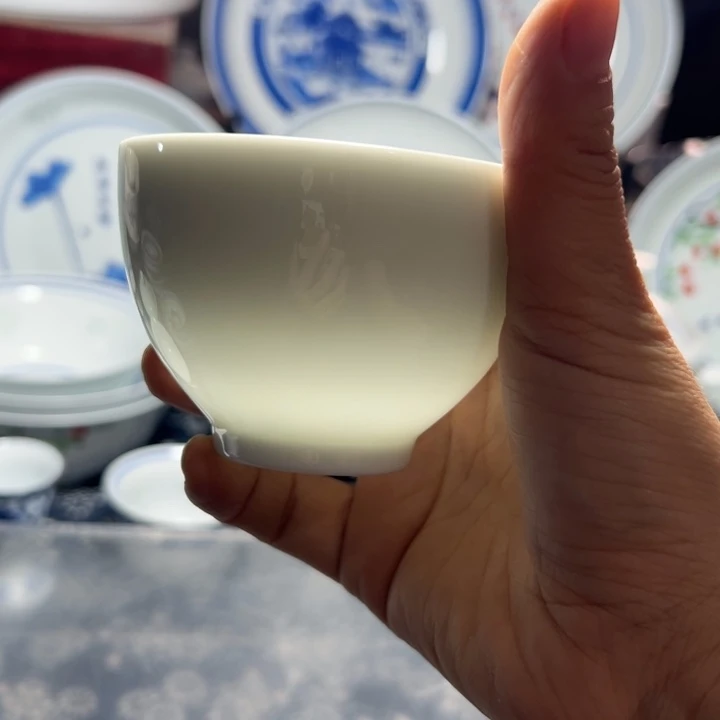 手绘荷花小主人杯