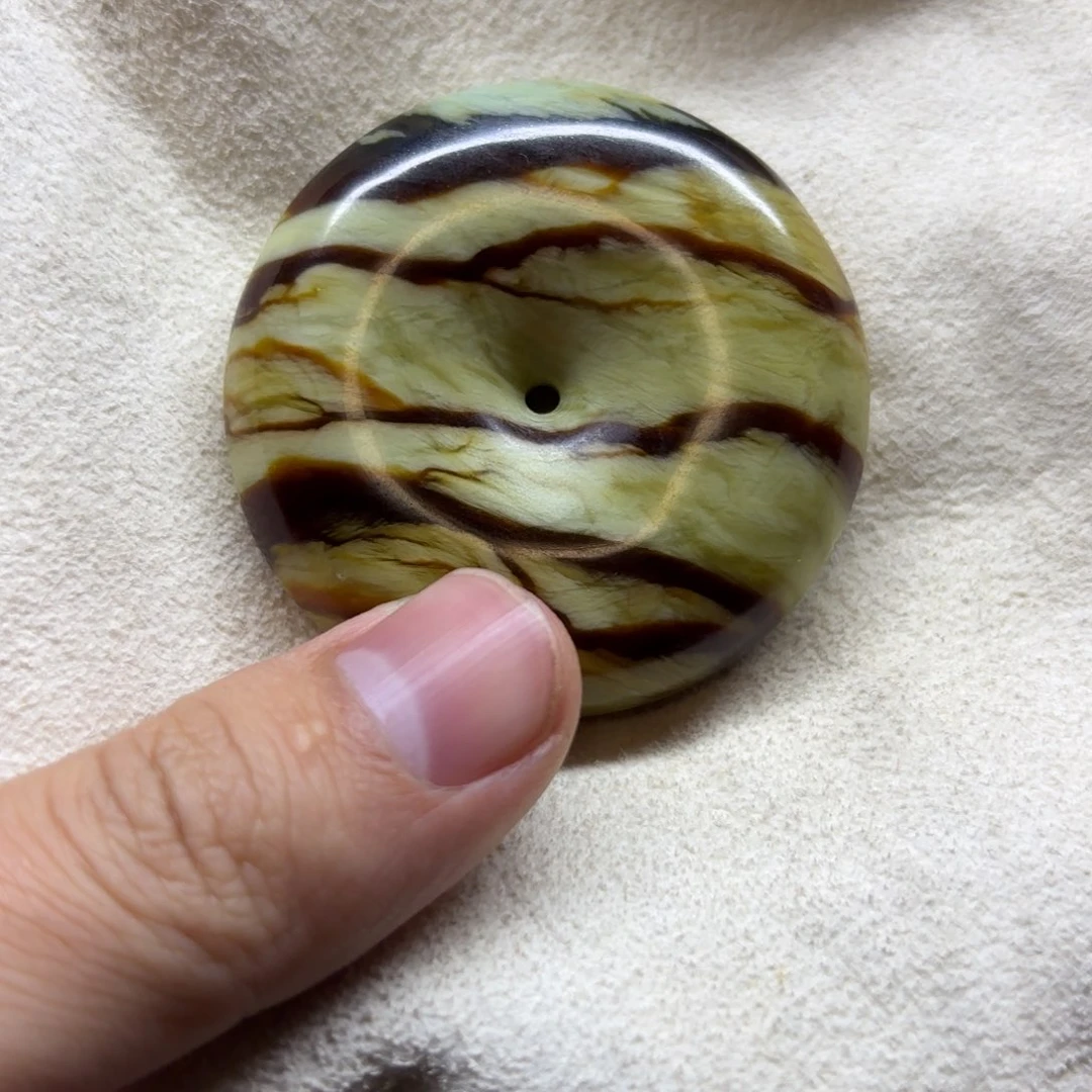 岫玉岫玉福利未镶嵌卢****情