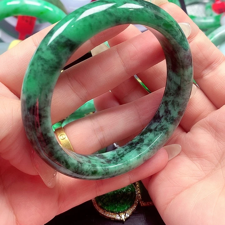 翡翠未镶嵌手镯翡翠手镯