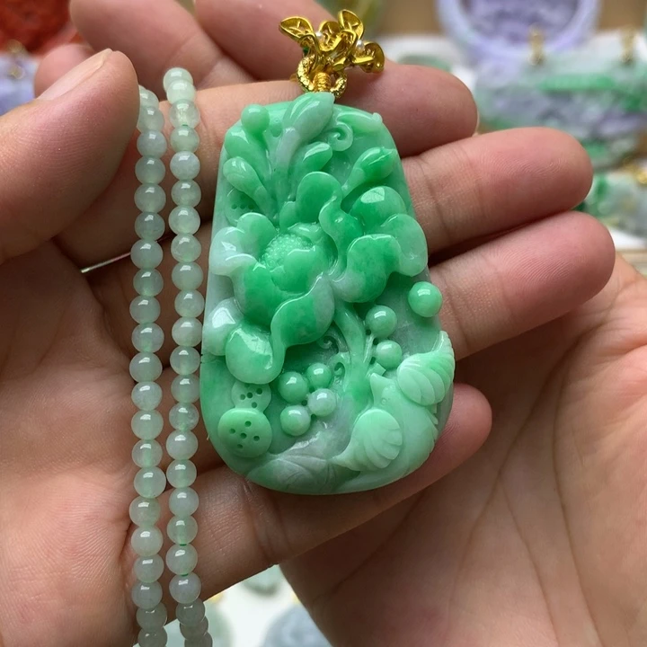 颈饰未镶嵌翡翠翡翠