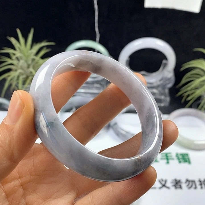 翡翠未镶嵌手镯46