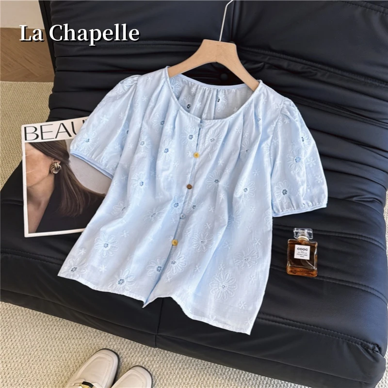 拉夏贝尔超好看花朵镂空正肩短袖衬衫女2025夏季彩色扣娃娃衫上衣