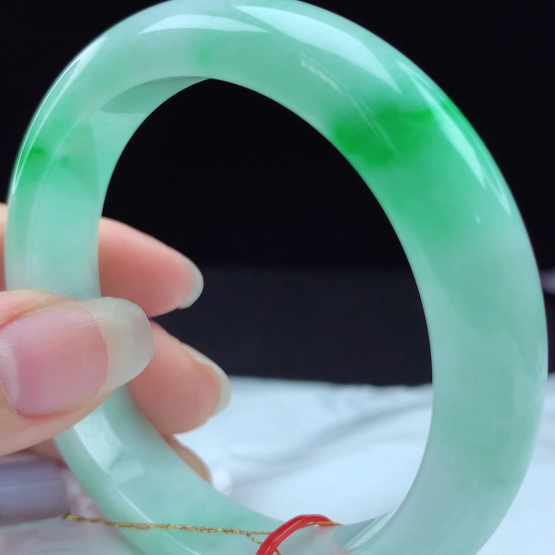 未镶嵌手镯翡翠浅**语114777，