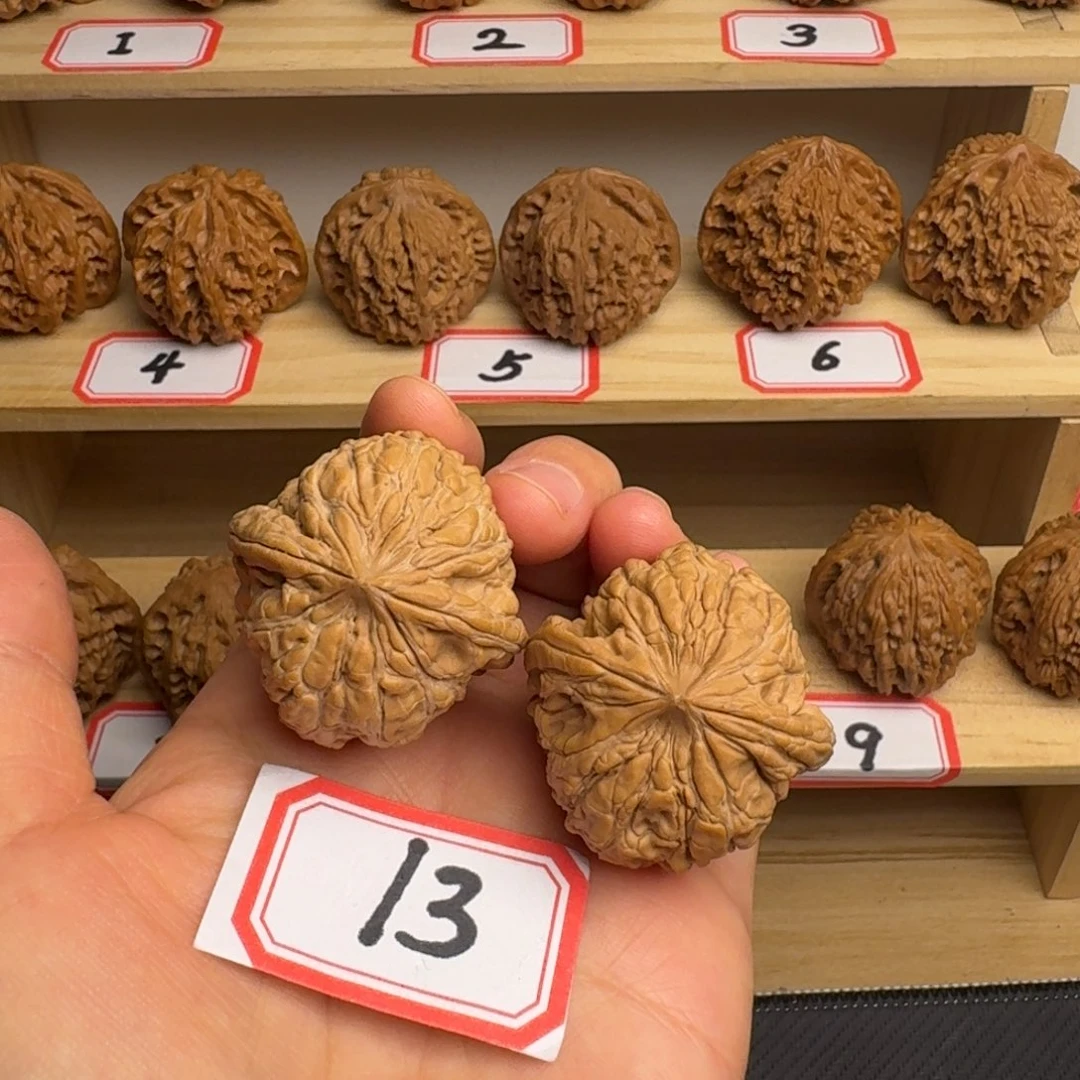 文玩核桃把件全品38尺闷墩