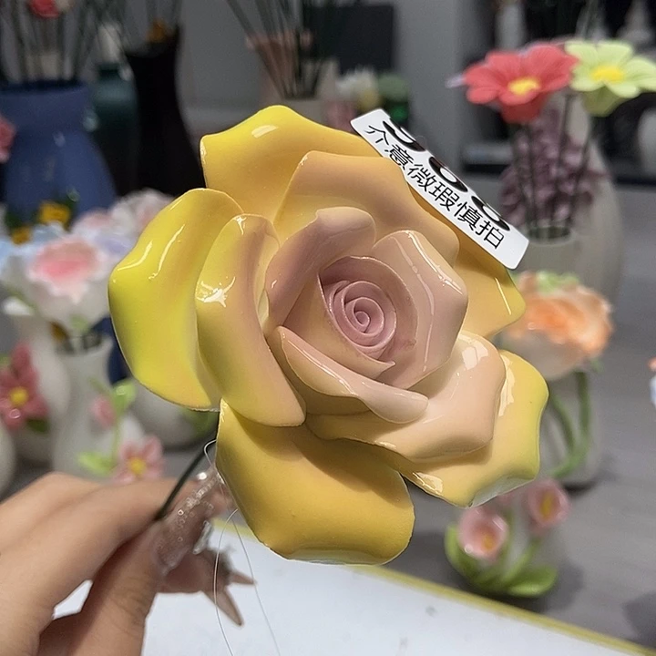陶瓷纯手工捏花设计
