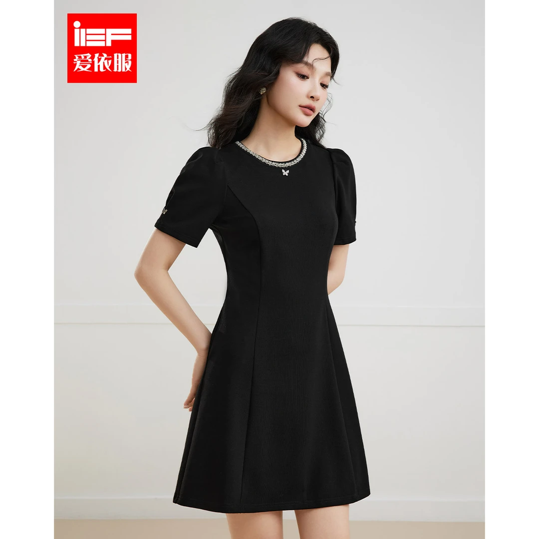 IEF/爱依服小黑裙2025夏季新款法式名媛风气质感显瘦百搭连衣裙