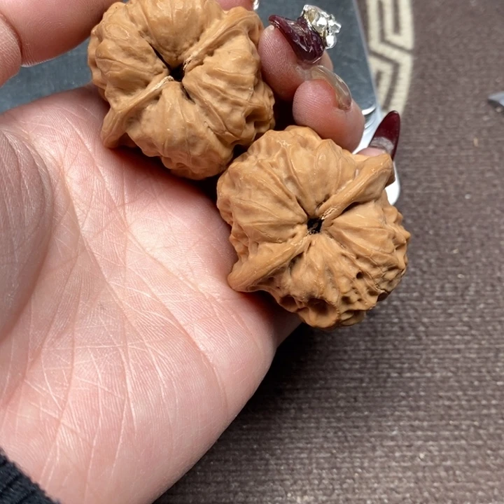 文玩核桃吊坠咕*全品蛤蟆眼