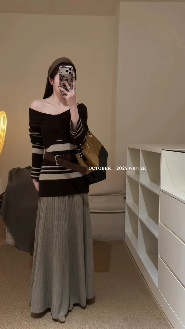 2025秋冬新款韩系交叉领毛衣扭结长袖针织衫灰色百褶半身裙两件套