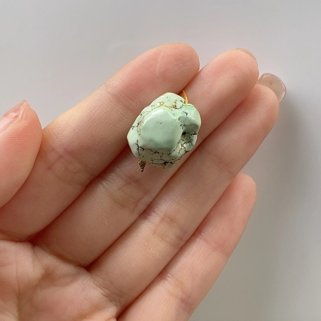 未镶嵌绿松石珠宝奇石