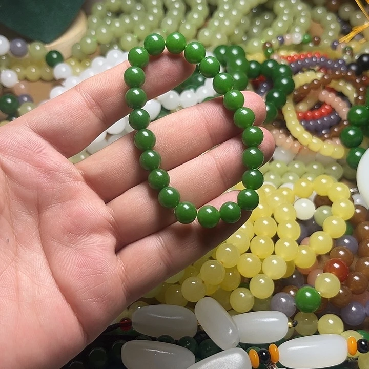 菠菜绿手链8mmmmmmm