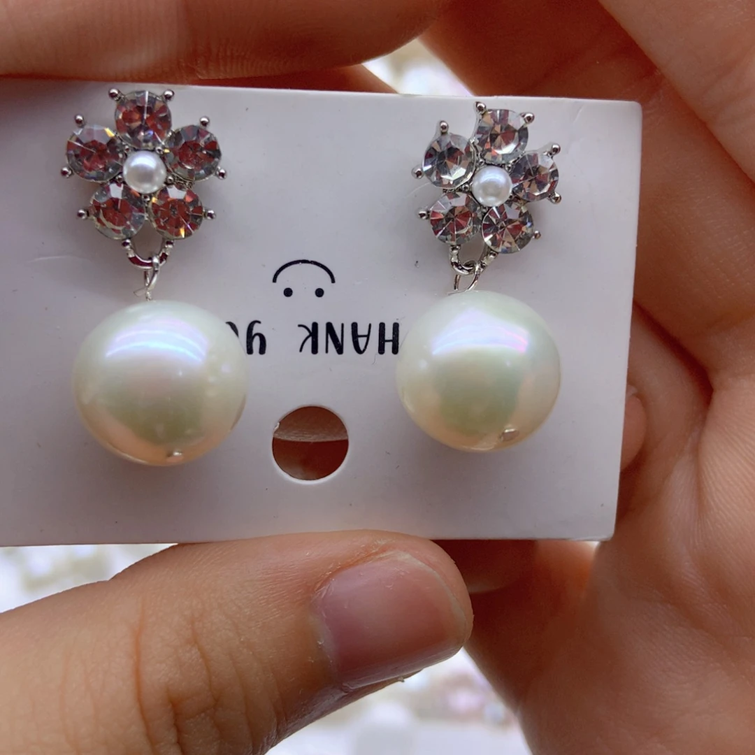 淡水珍珠耳饰未镶嵌