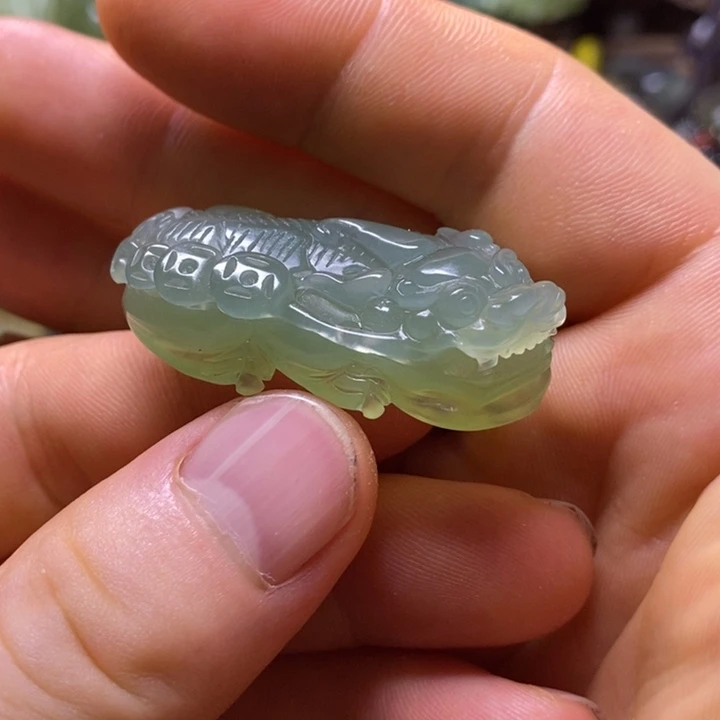 岫玉未镶嵌岫玉颈饰