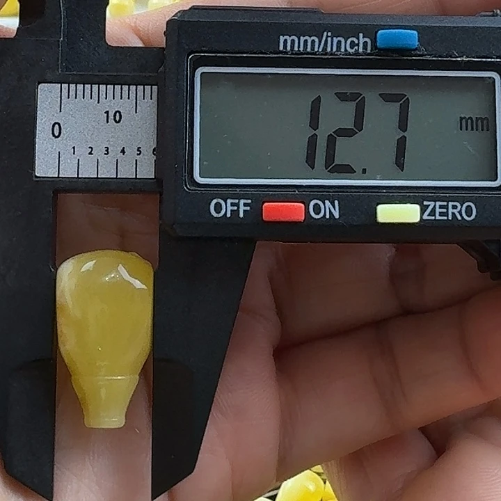 蜜蜡未镶嵌裸石19杂
