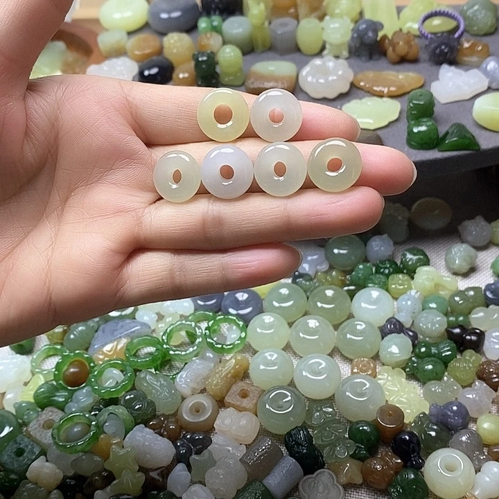 未镶嵌和田玉挂件甜甜圈68一个多样性发其一