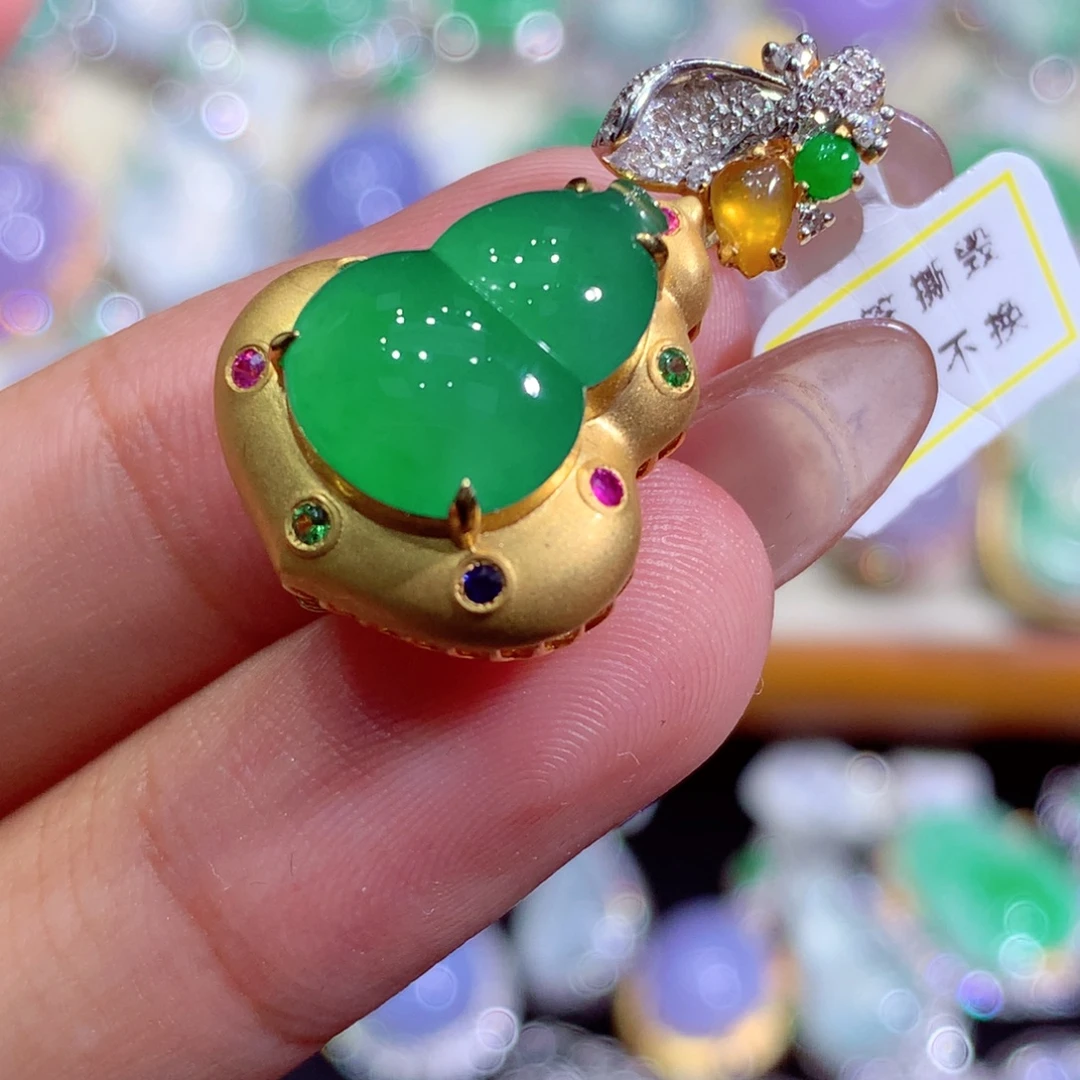 翡翠18K金镶嵌吊坠(不含链)