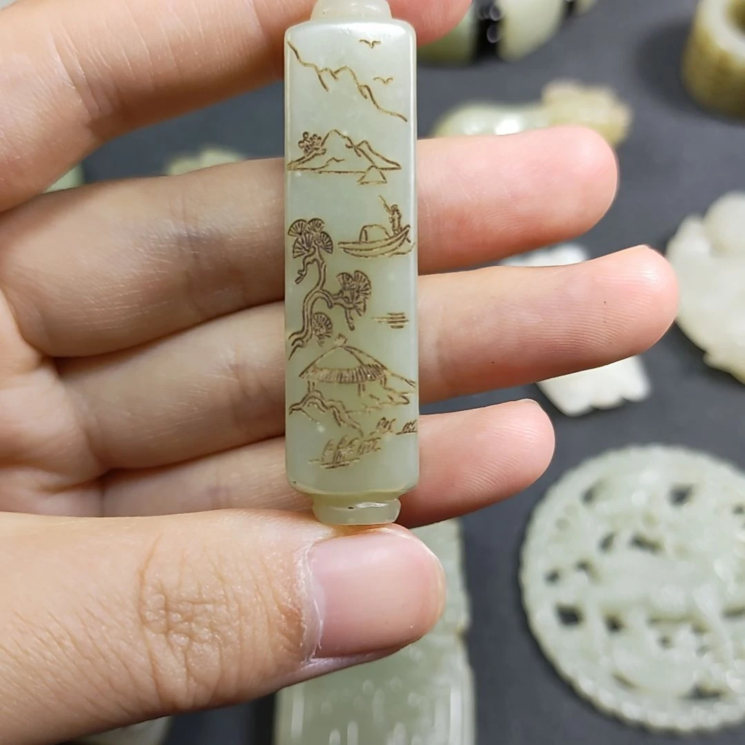 和田玉未镶嵌颈饰