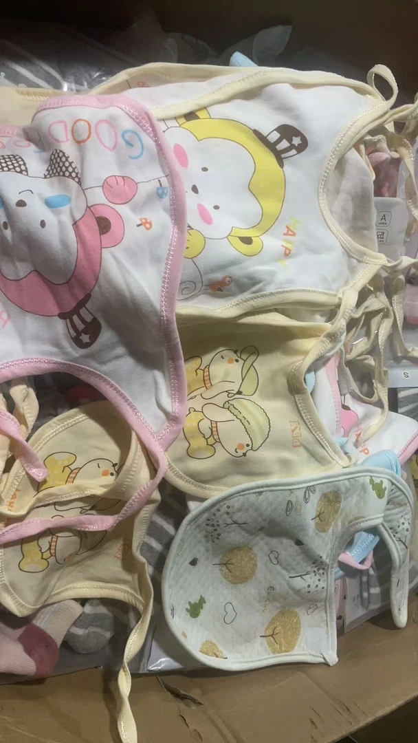 童装宝宝吸水口水巾